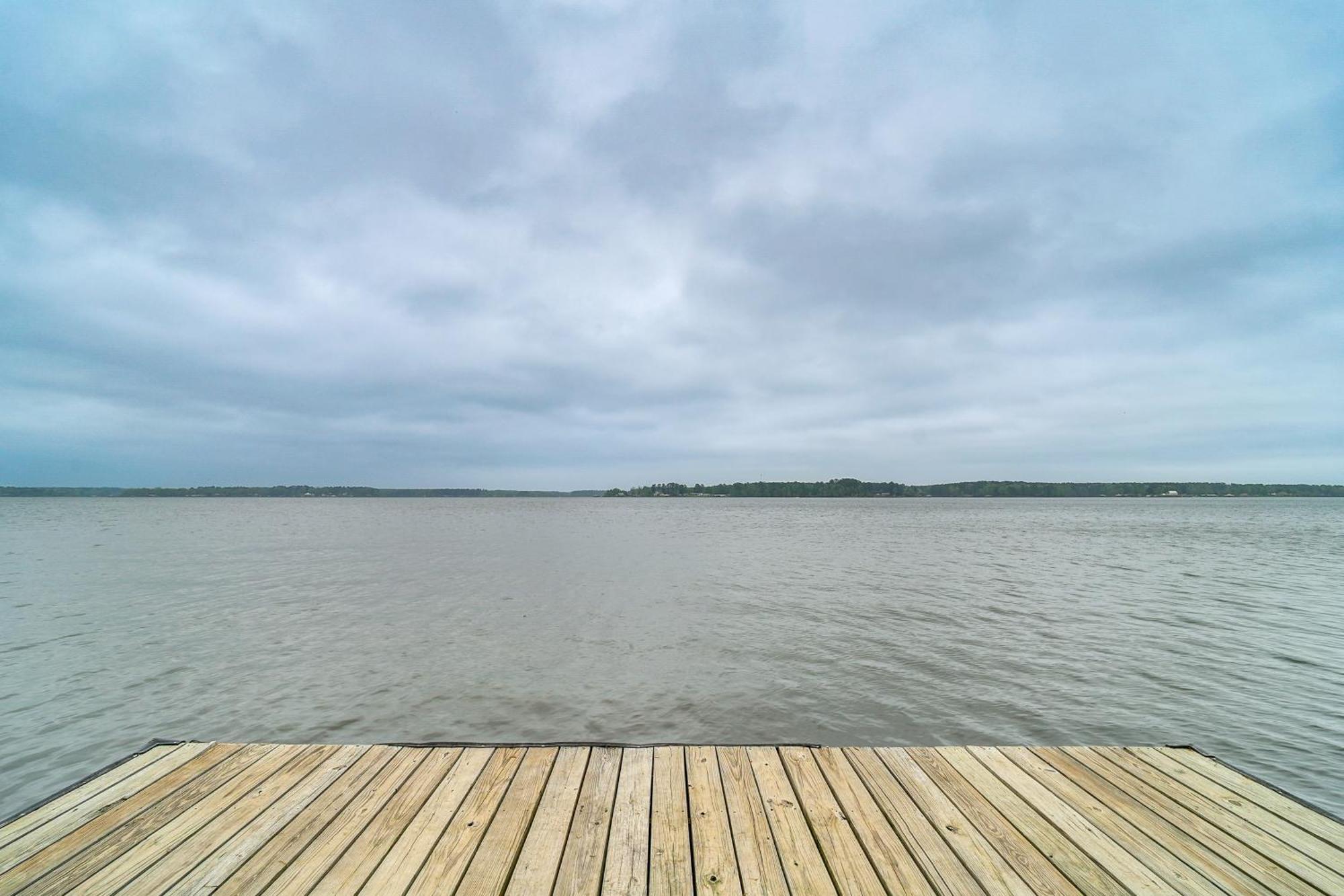 הוילה Alliance Waterfront House On Toledo Bend With Private Dock! מראה חיצוני תמונה