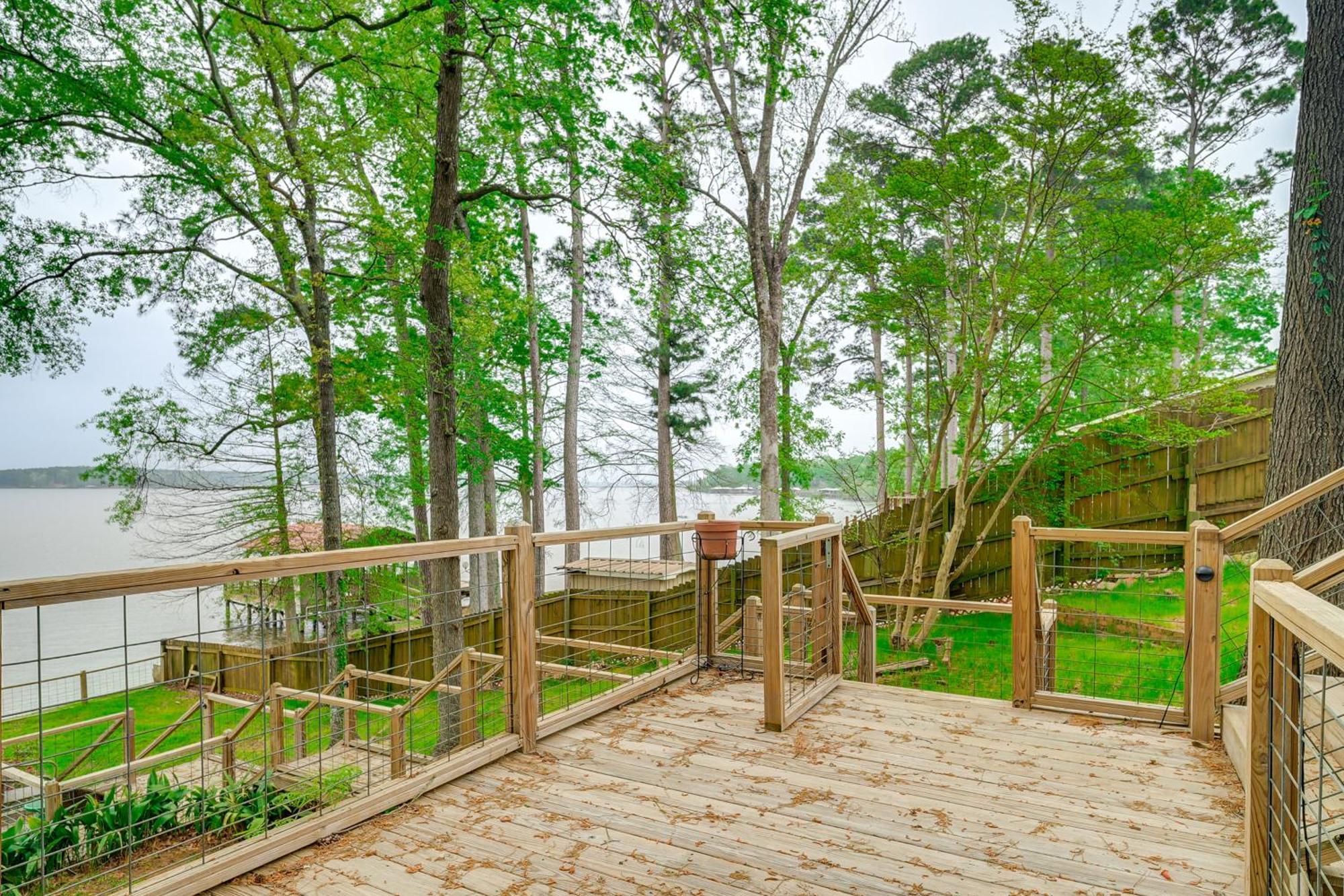 הוילה Alliance Waterfront House On Toledo Bend With Private Dock! מראה חיצוני תמונה