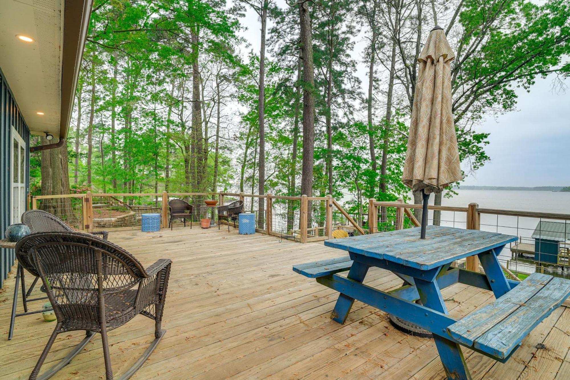 הוילה Alliance Waterfront House On Toledo Bend With Private Dock! מראה חיצוני תמונה