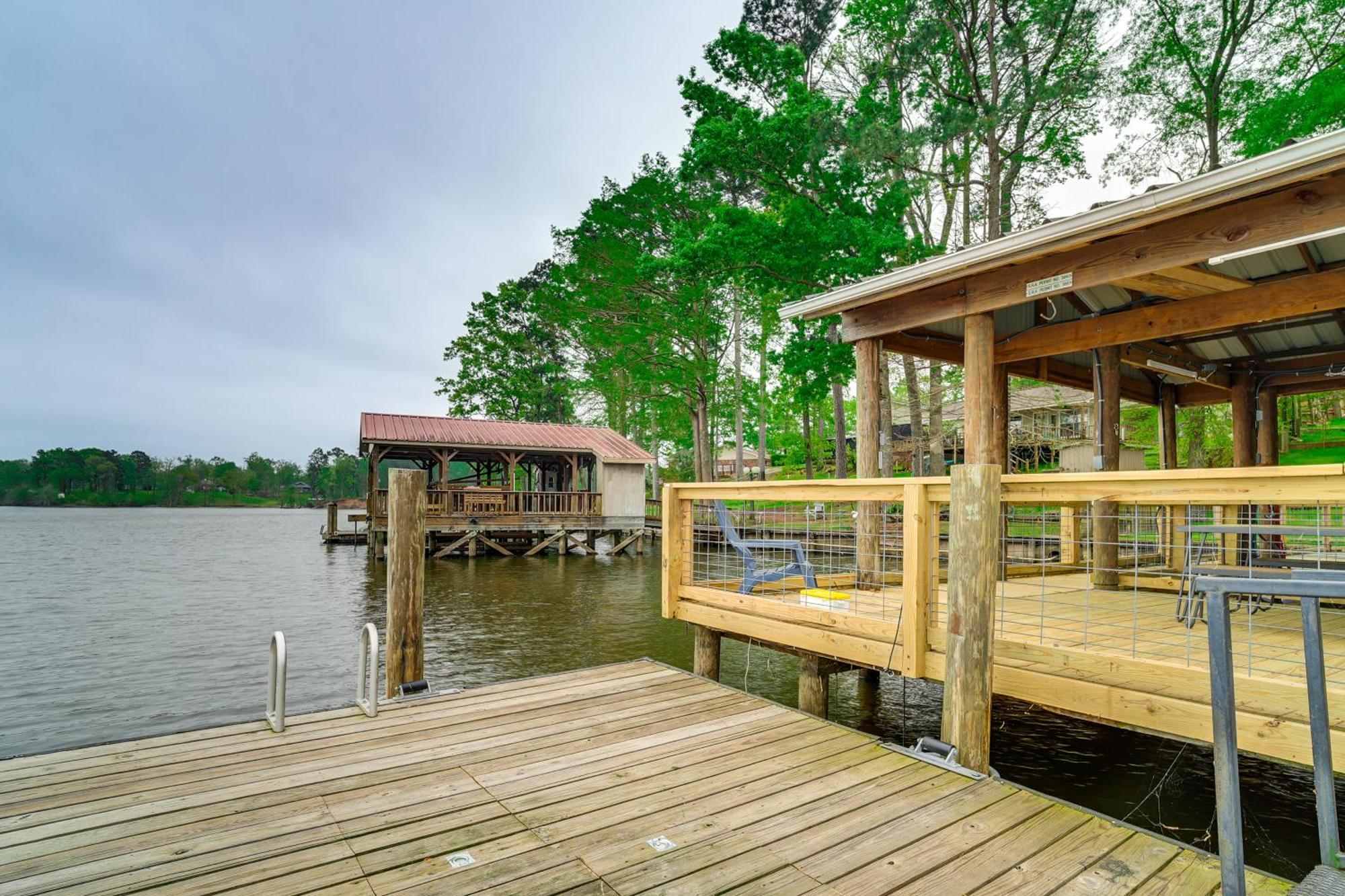 הוילה Alliance Waterfront House On Toledo Bend With Private Dock! מראה חיצוני תמונה